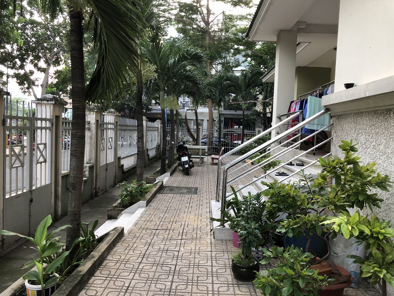 Bán căn hộ chung cư Nhất Lan quận Bình Tân