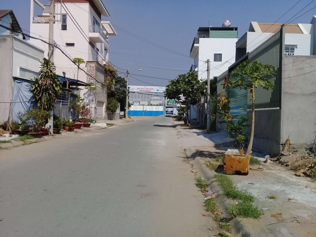 Bán đất đường Nguyễn Thị Hương huyện Nhà Bè