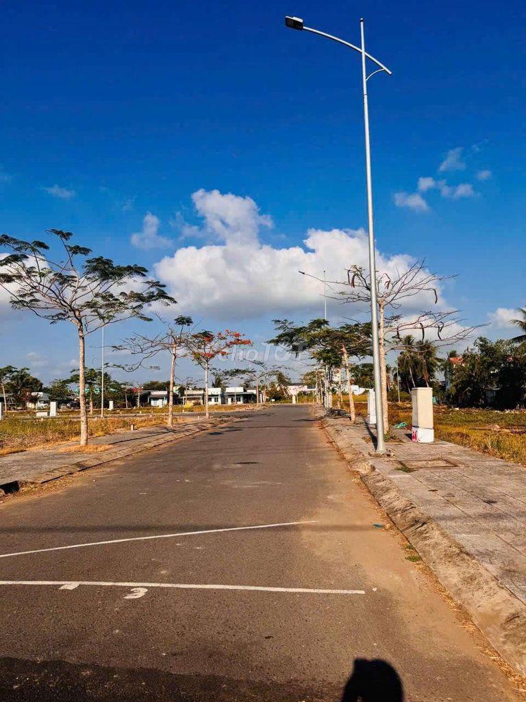 Bán đất thị trấn Châu Hưng tỉnh Bạc Liêu