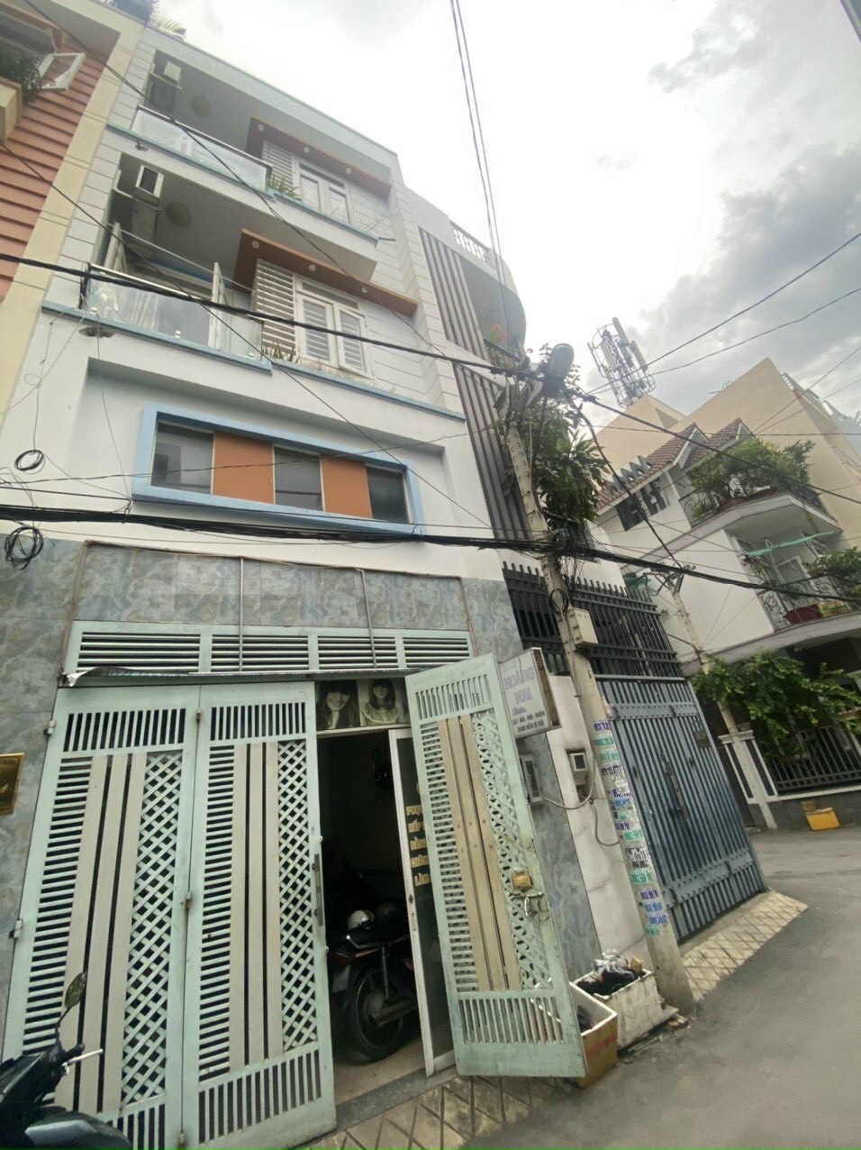 Bán nhà đường Âu Cơ, phường Phú Trung, quận Tân Phú