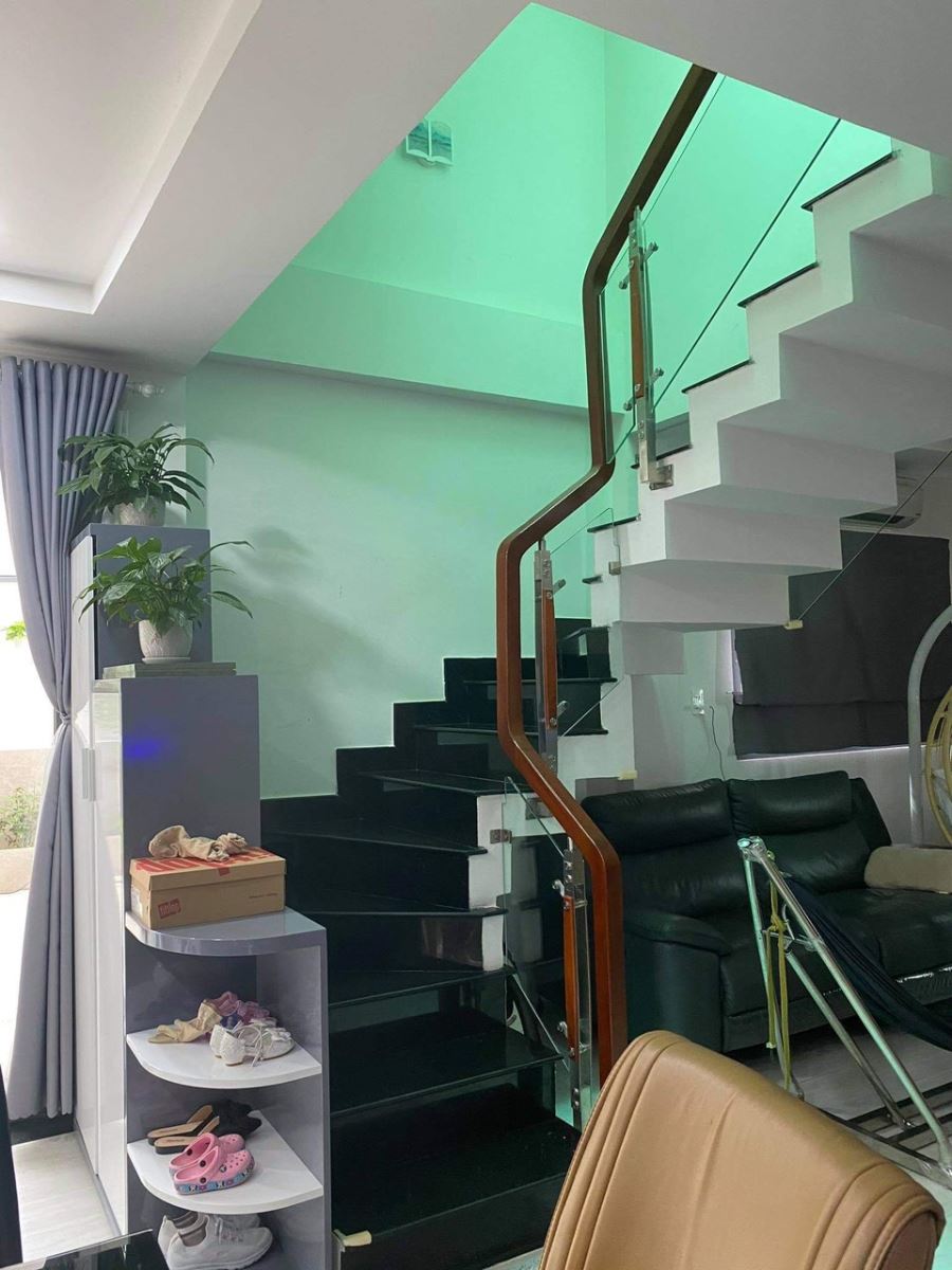 Bán nhà đường Bùi Tư Toàn quận Bình Tân