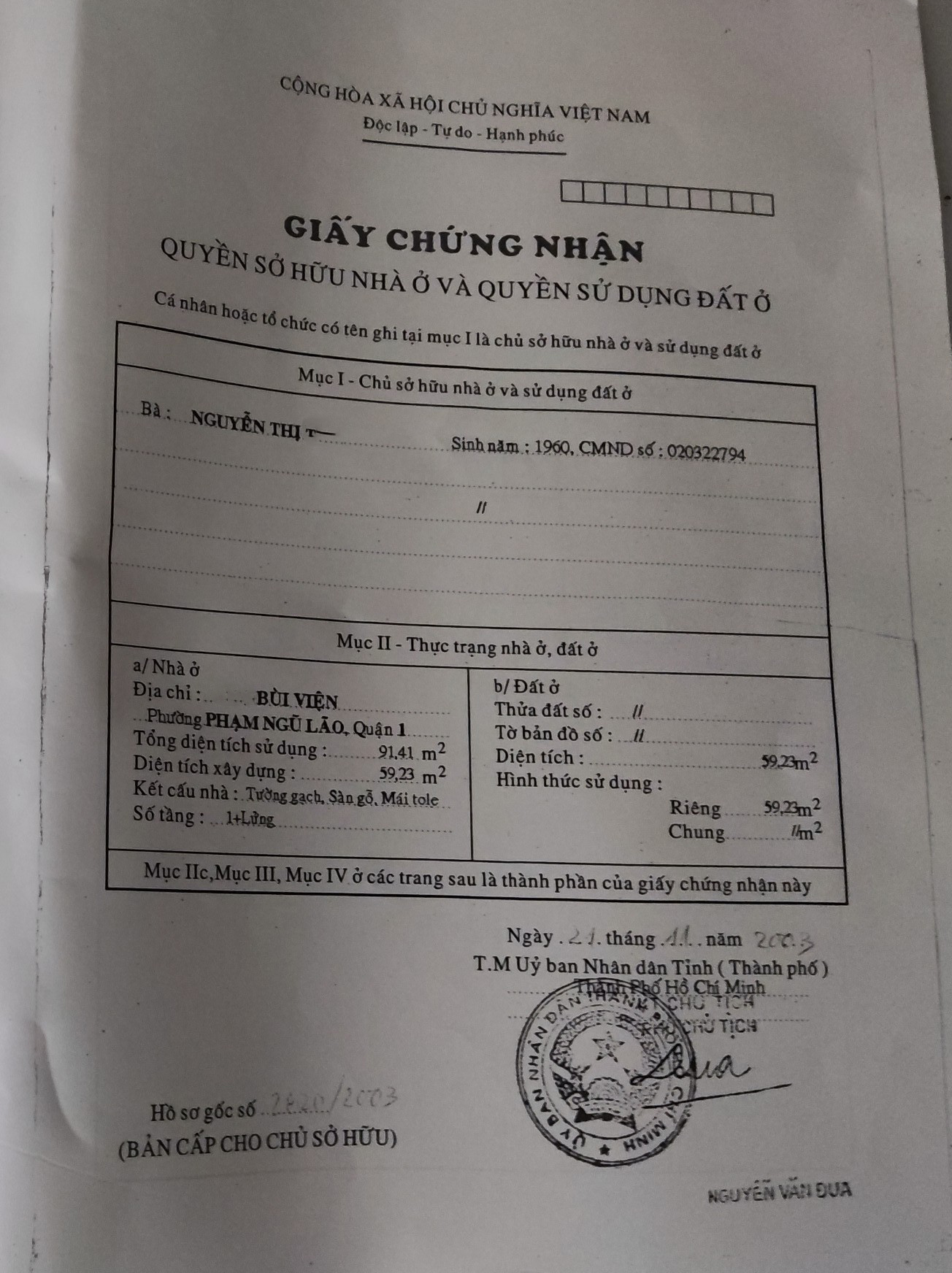 Bán nhà đường Bùi Viện Quận 1