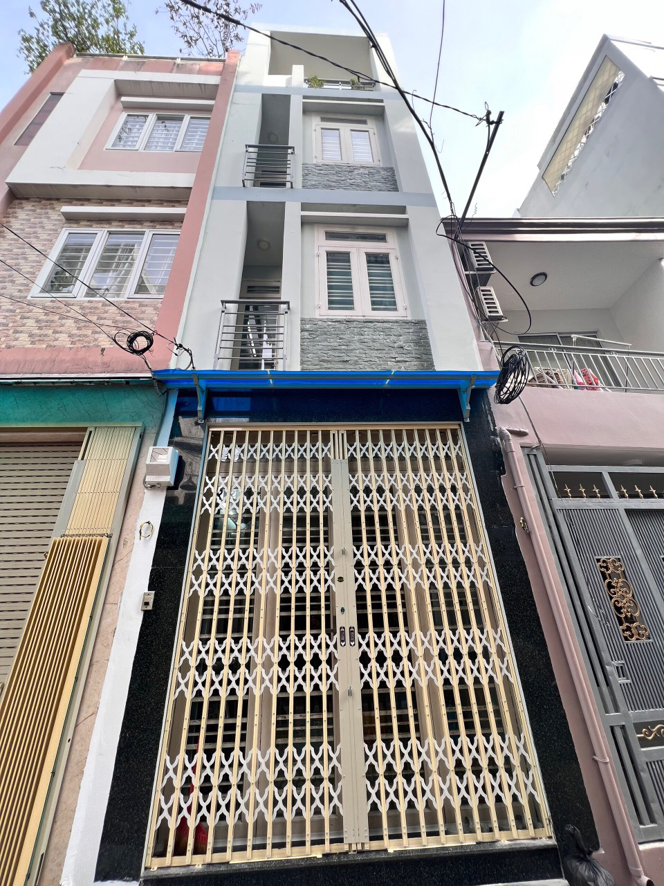 Bán nhà đường Cô Giang, phường 2, quận Phú Nhuận