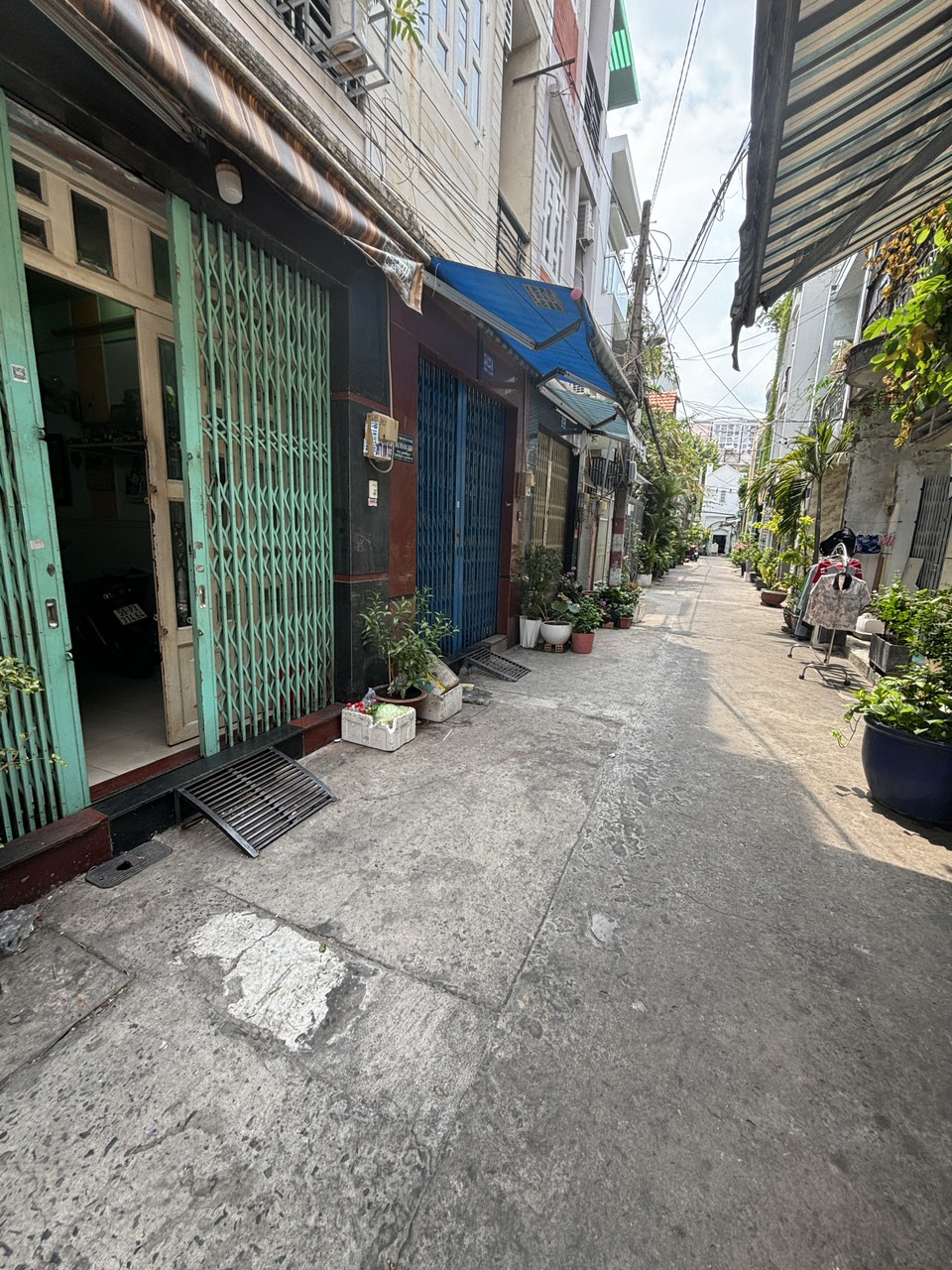 Bán nhà đường Đồng Đen quận Tân Bình