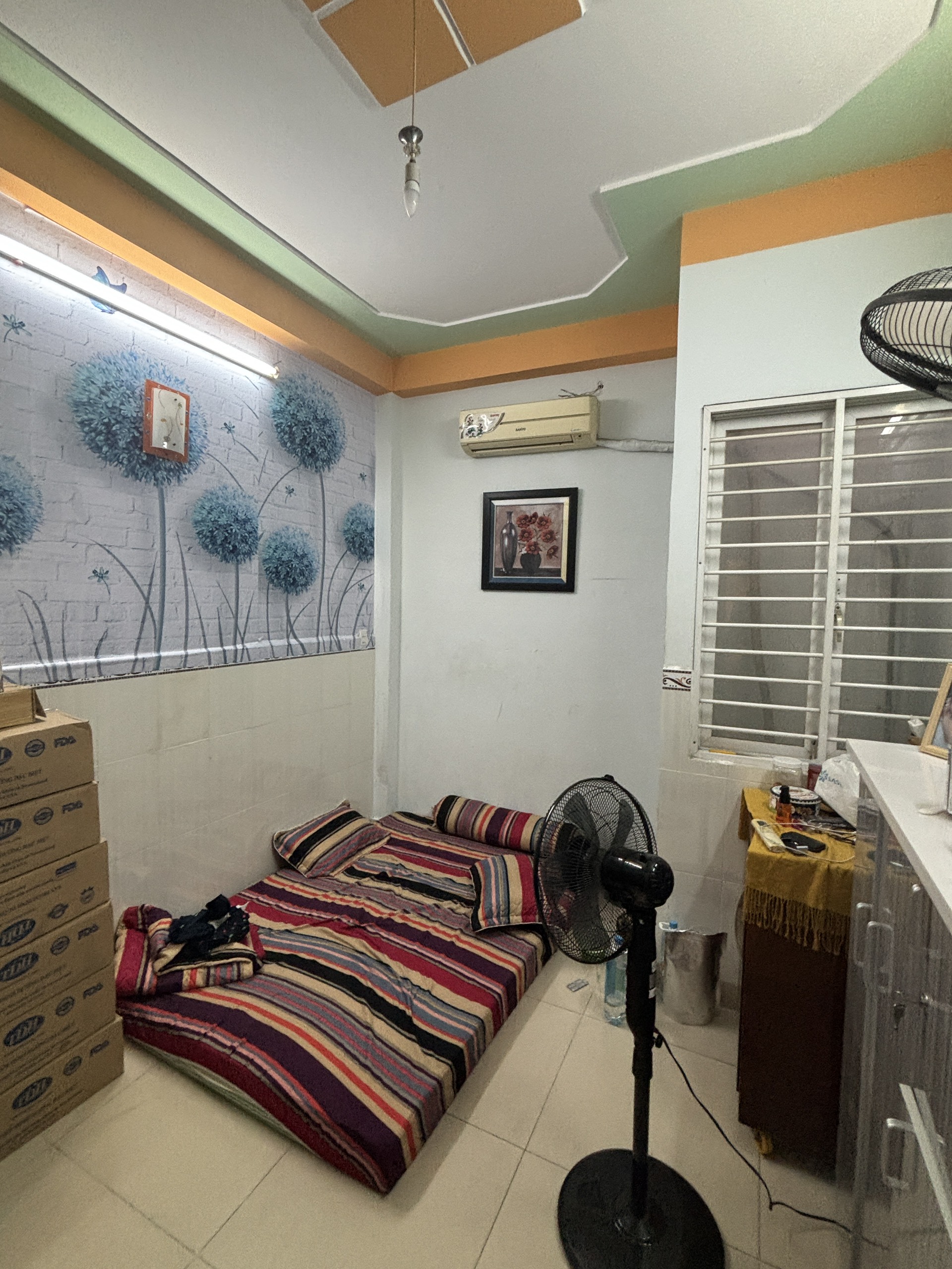 Bán nhà đường Đồng Đen quận Tân Bình