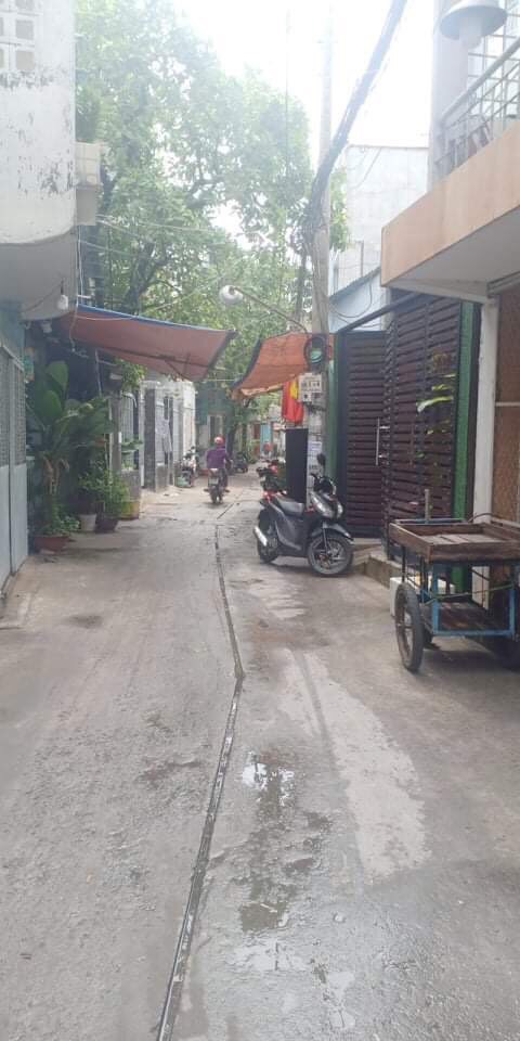 Bán nhà đường Hàn Hải Nguyên Quận 11
