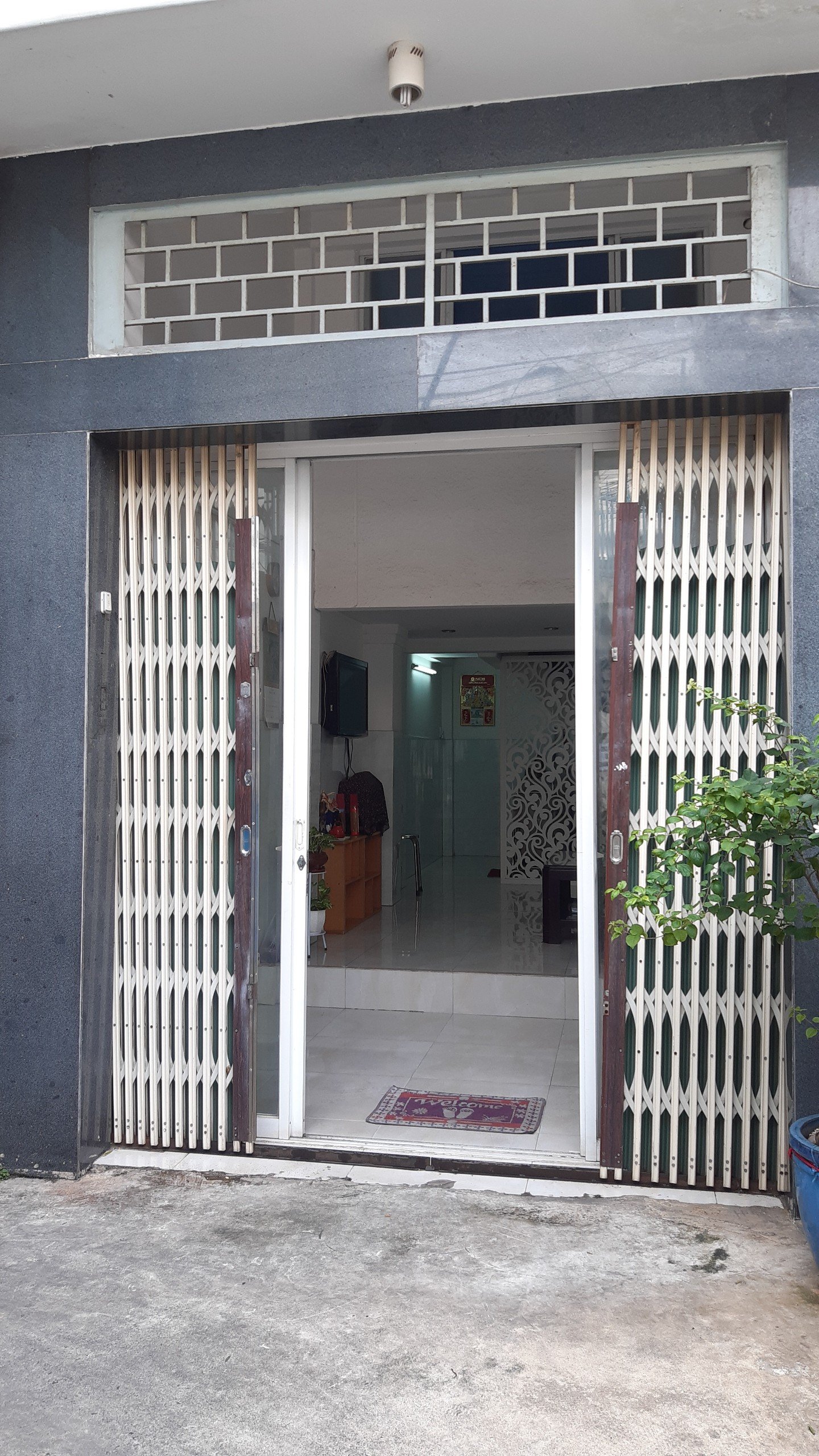 Bán nhà đường Hiệp Nhất, phường 4, quận Tân Bình