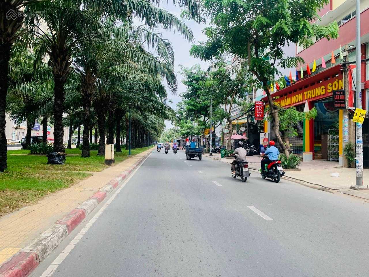 Bán nhà khu dân cư Trung Sơn huyện Bình Chánh
