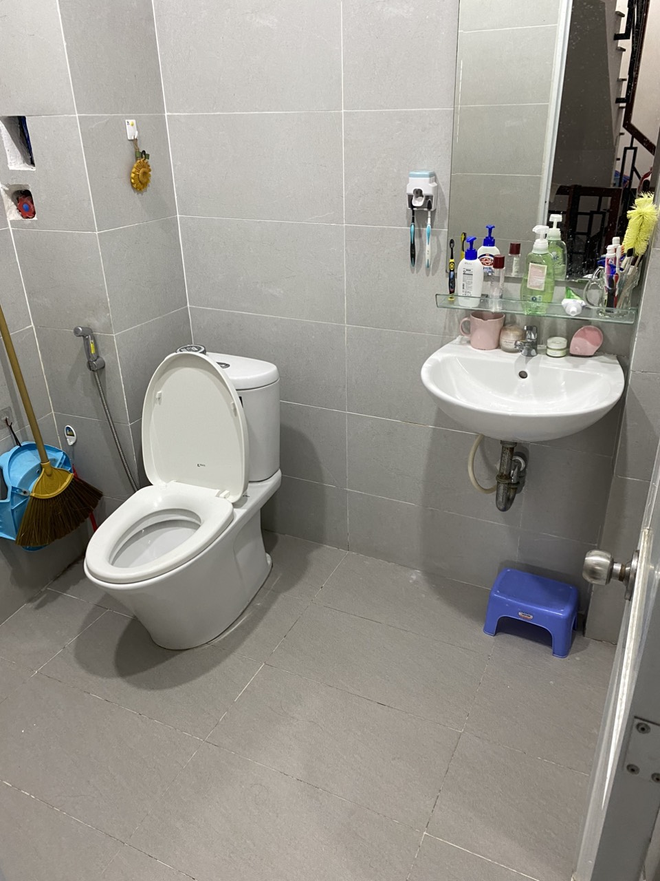 Bán nhà đường Lưu Hữu Phước Quận 8