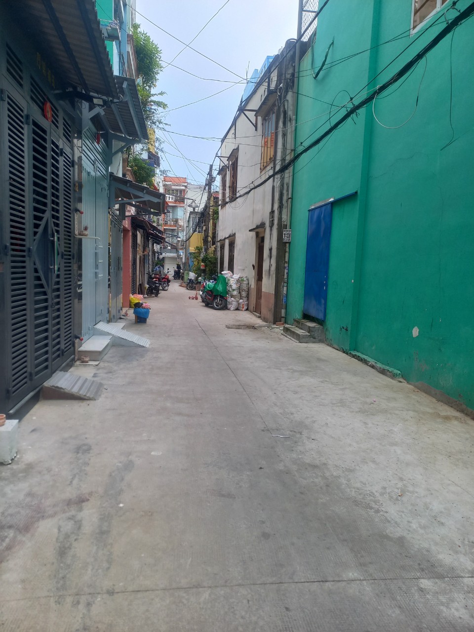 Bán nhà đường Mạc Vân Quận 8