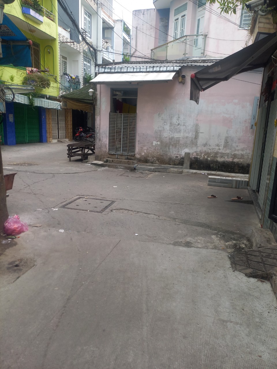 Bán nhà đường Mạc Vân Quận 8