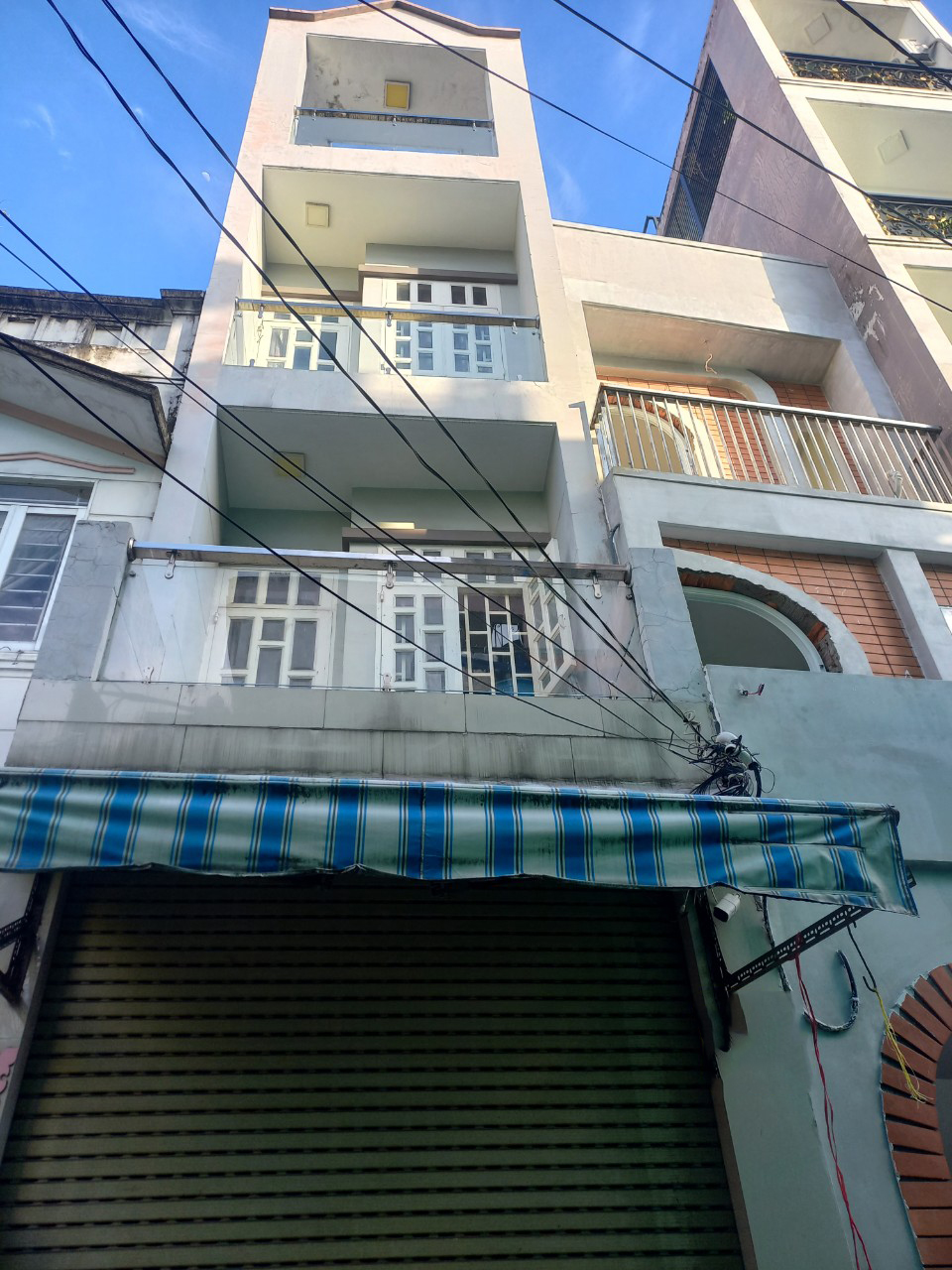 Bán nhà đường Mạc Vân Quận 8