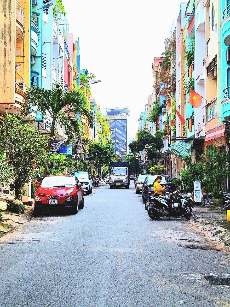 Bán nhà đường Nguyễn Hữu Cảnh quận Bình Thạnh