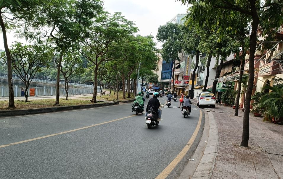 Bán nhà đường Trường Sa Quận 3