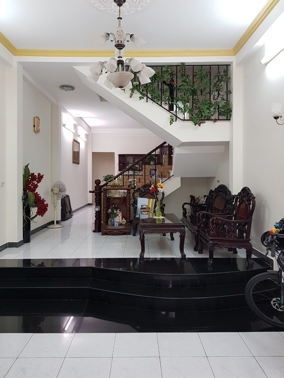Bán nhà đường Trường Sơn Quận 10