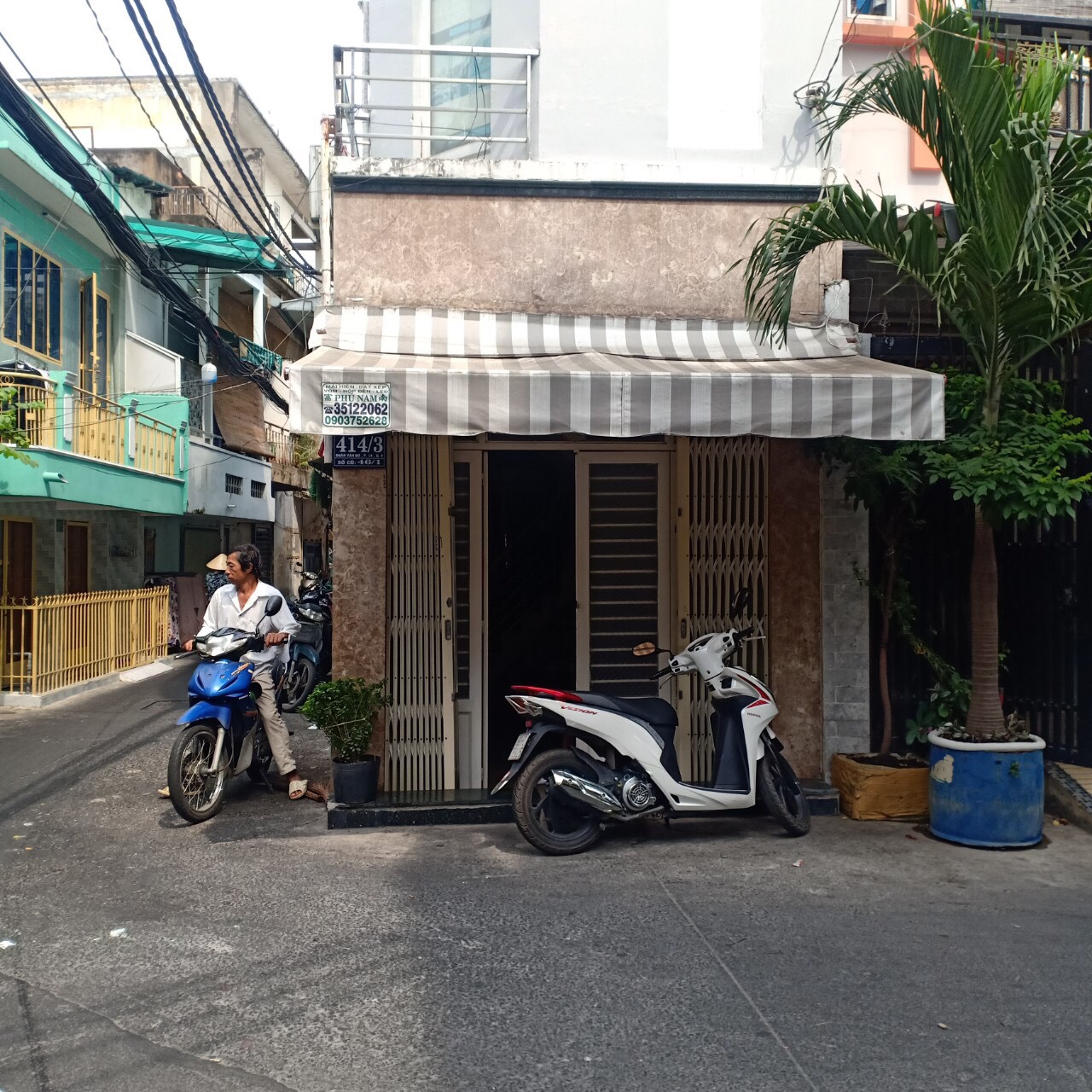 Bán nhà đường Đoàn Văn Bơ, phường 14, Quận 4