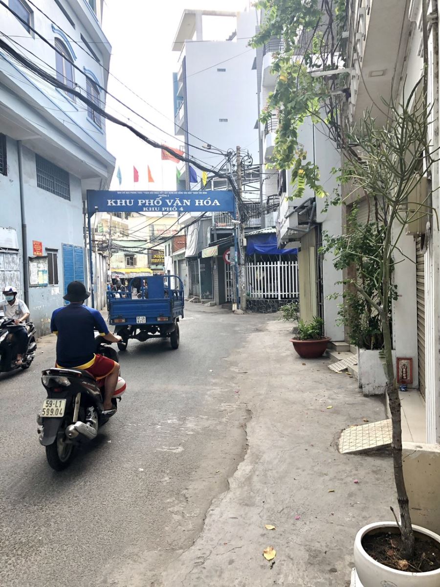 Bán nhà đường Đông Hồ quận Tân Bình