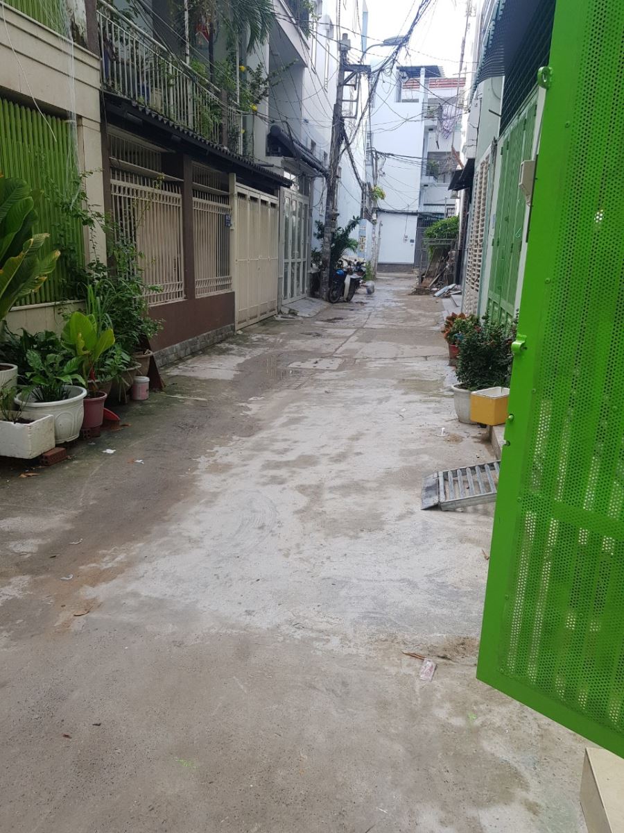 Bán nhà đường Dương Quảng Hàm quận Gò Vấp