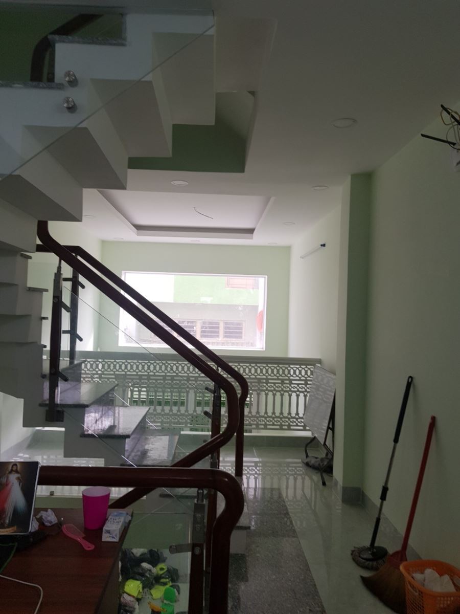 Bán nhà đường Dương Quảng Hàm quận Gò Vấp