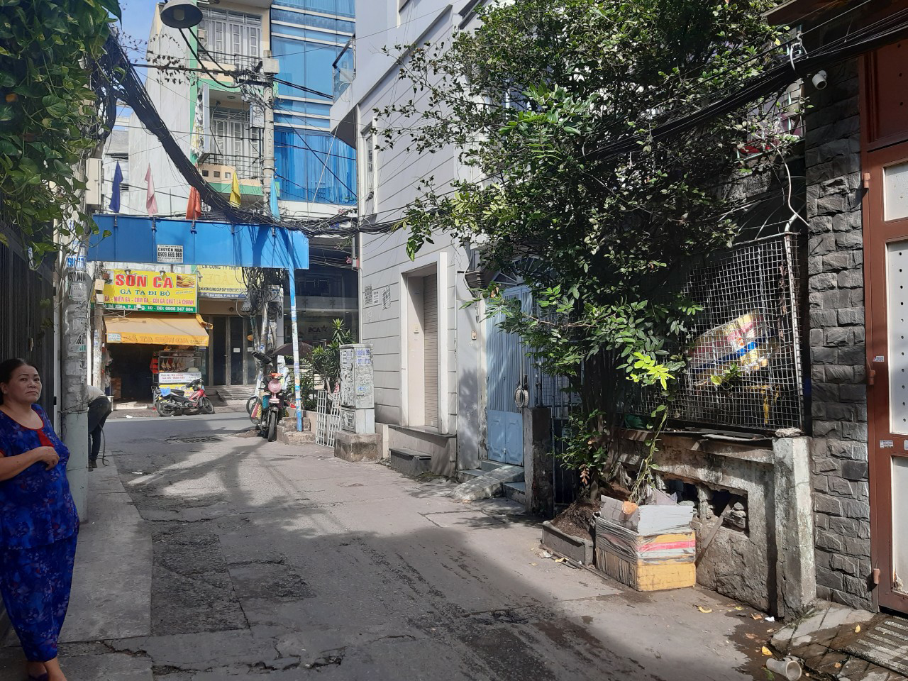 Bán nhà đường Hồ Bá Kiện Quận 10
