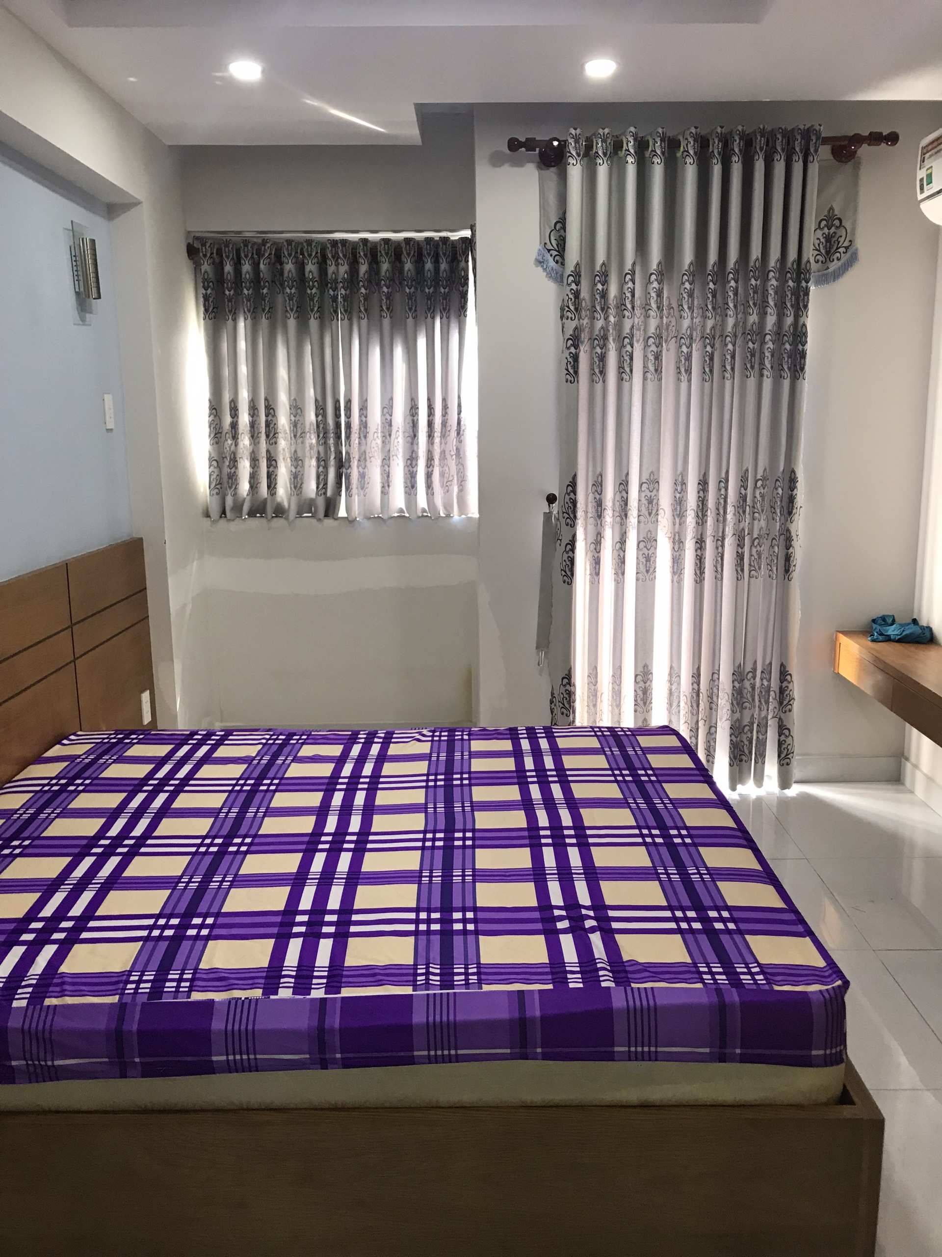 Bán nhà đường Lạc Long Quân quận Tân Bình