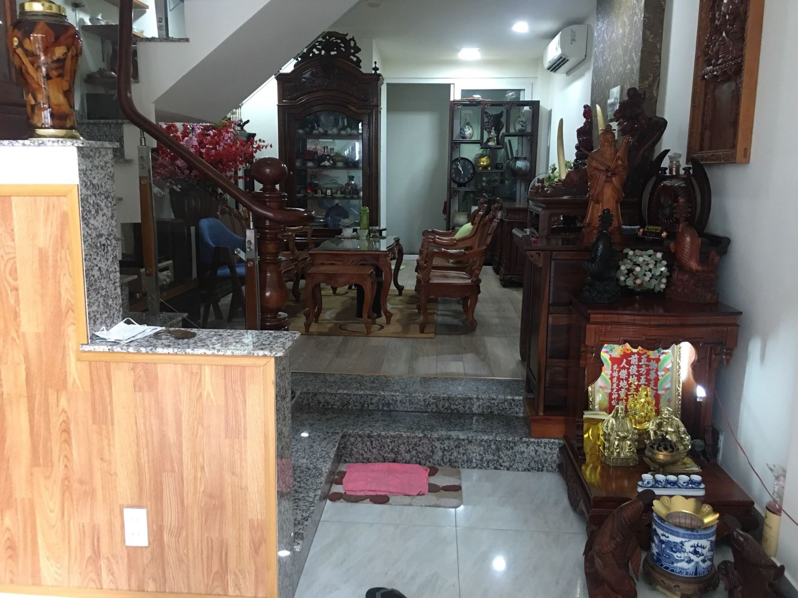 Bán nhà đường Nguyễn Văn Đừng, phường 6, Quận 5