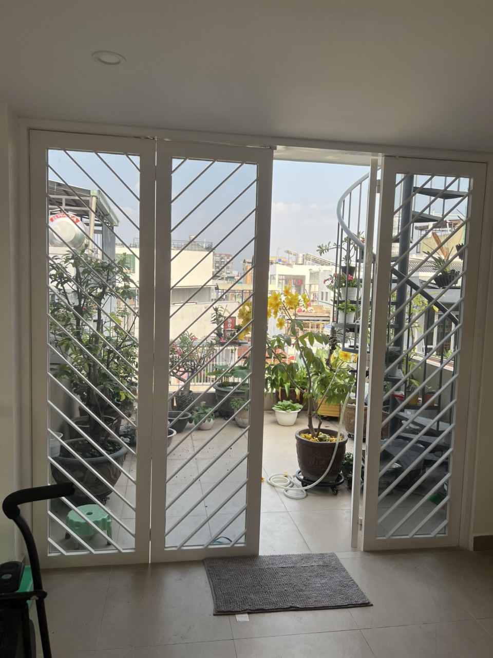 Bán nhà đường Phan Văn Trị Quận 5