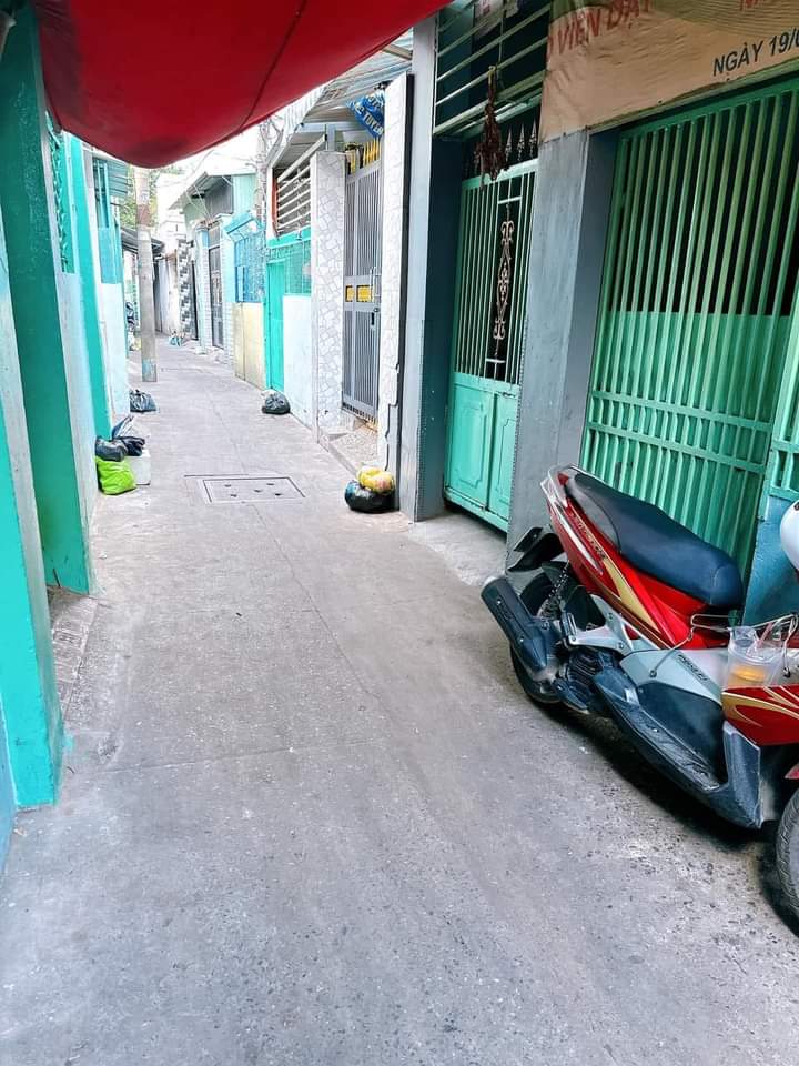 Bán nhà đường Tôn Đản Quận 4