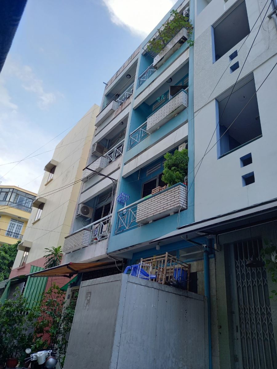 Bán nhà đường Trần Bình Trọng, phường 1, Quận 5
