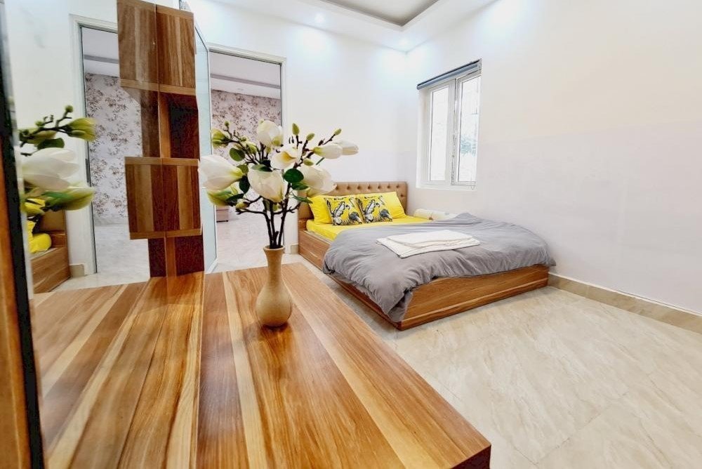 Bán nhà đường Huỳnh Tấn Phát Quận 7