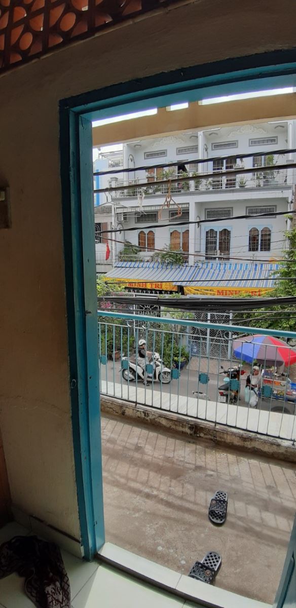 Bán nhà đường 702 Hồng Bàng Quận 11