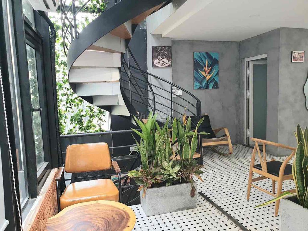 Bán nhà đường Hoa Sữa quận Phú Nhuận