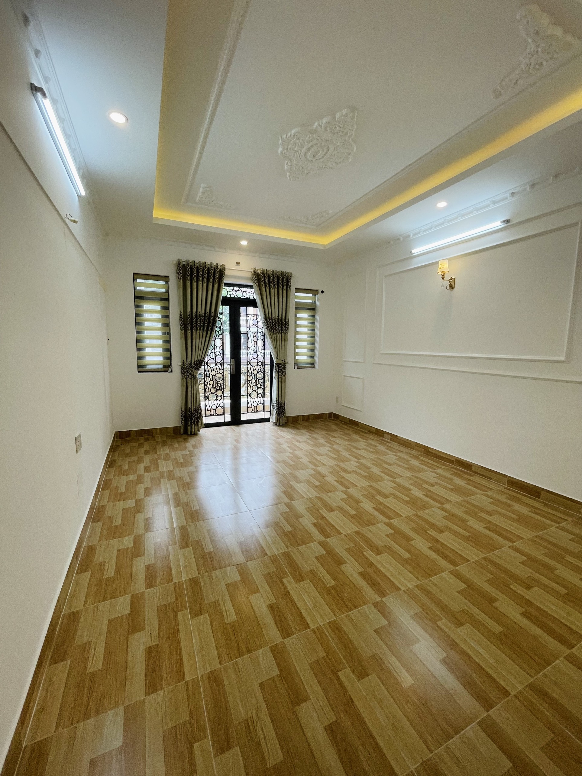 Bán nhà đường số 44 Quận 6