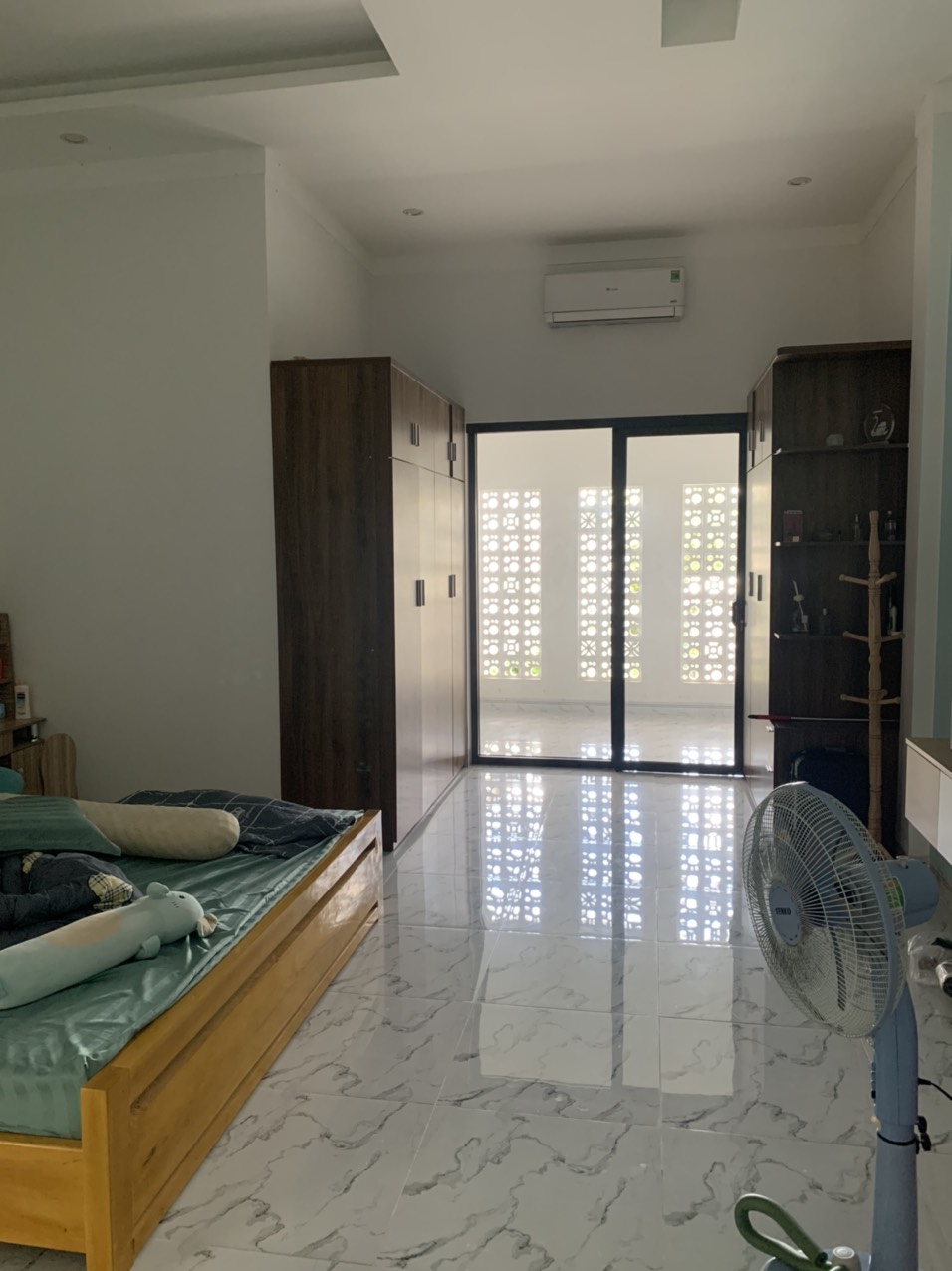 Bán nhà đường Phạm Văn Đồng tỉnh Kon Tum