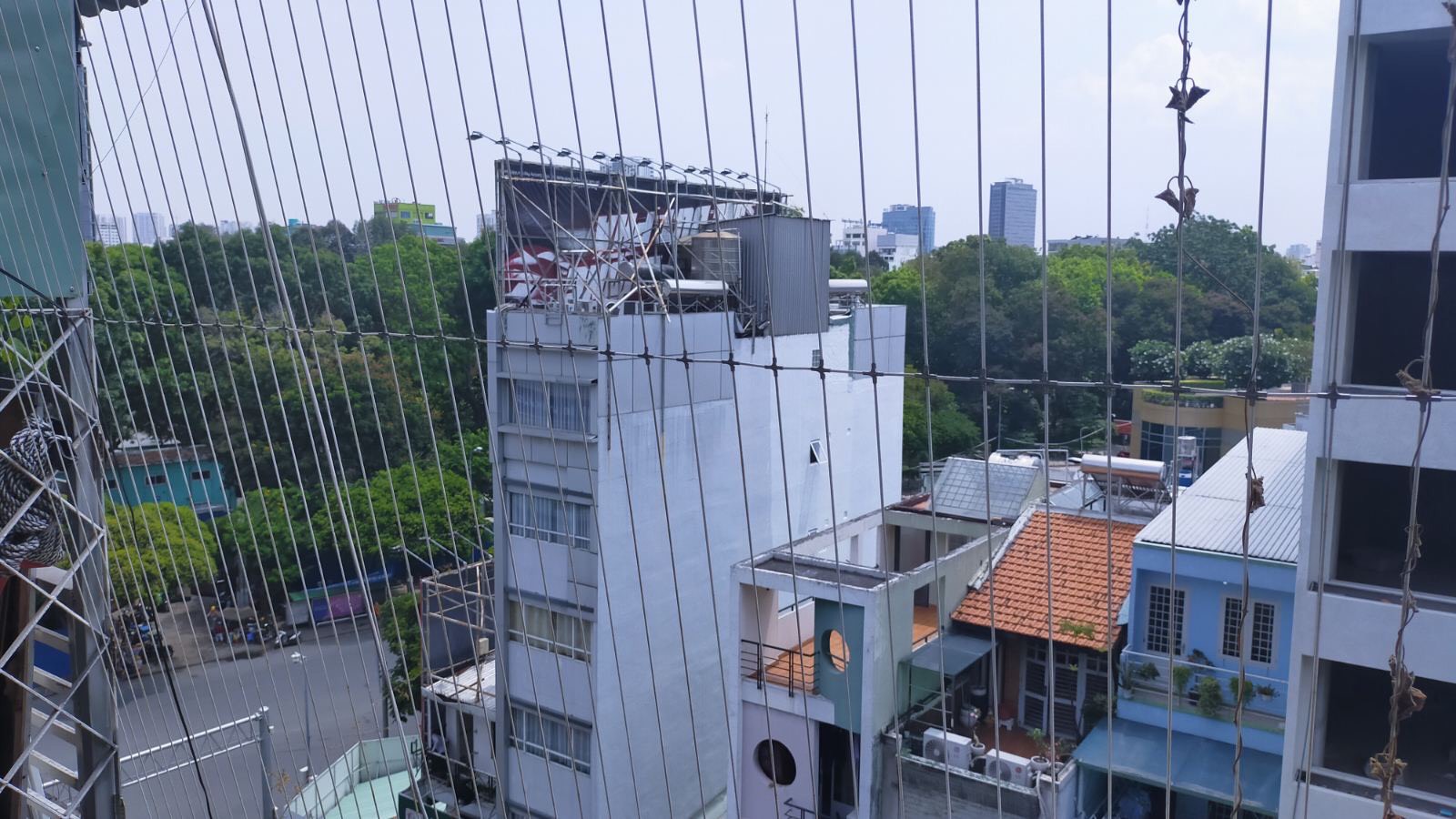 Cho thuê nhà đường Trương Định, Quận 1