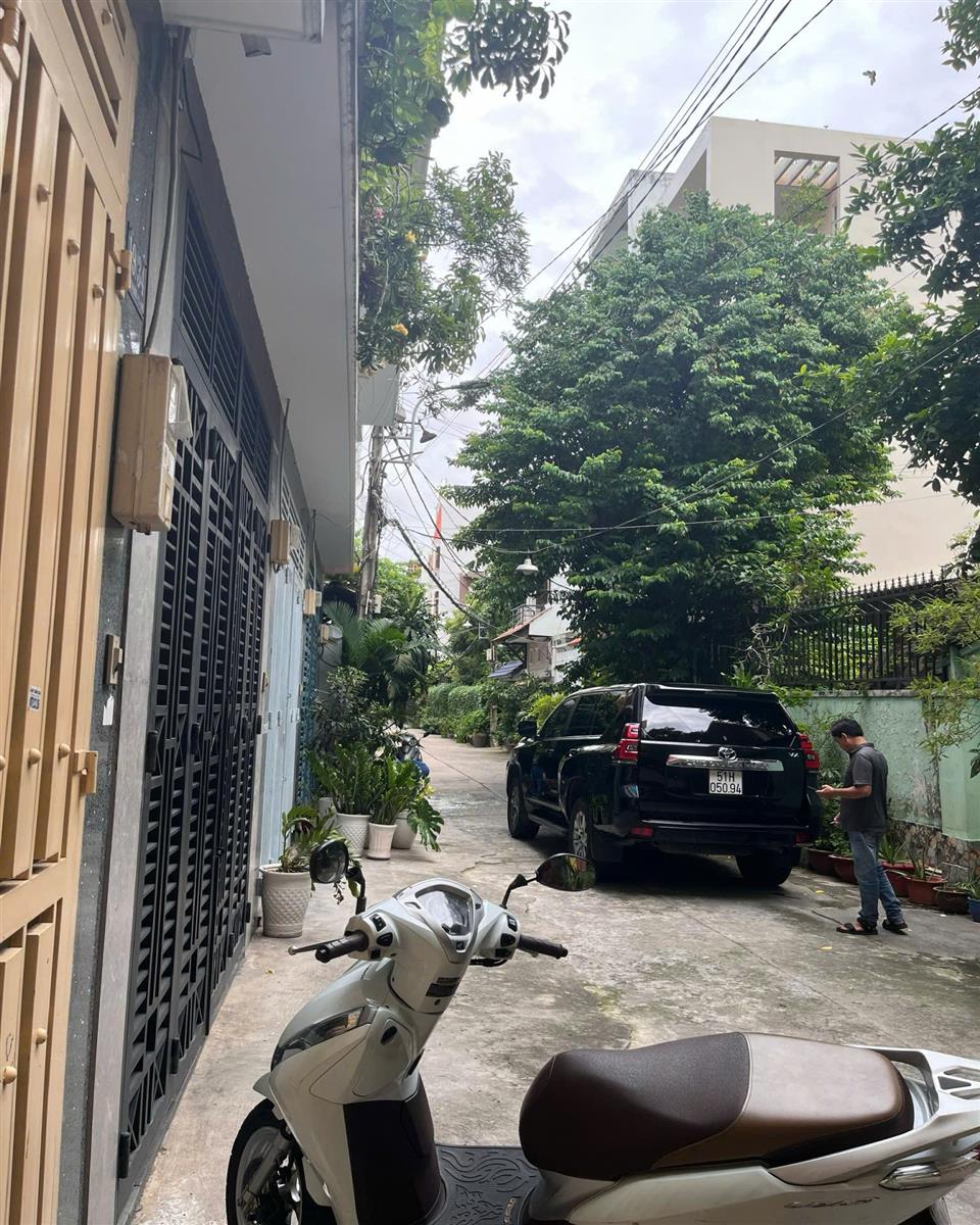 Cho thuê nhà đường Đoàn Thị Điểm quận Phú Nhuận