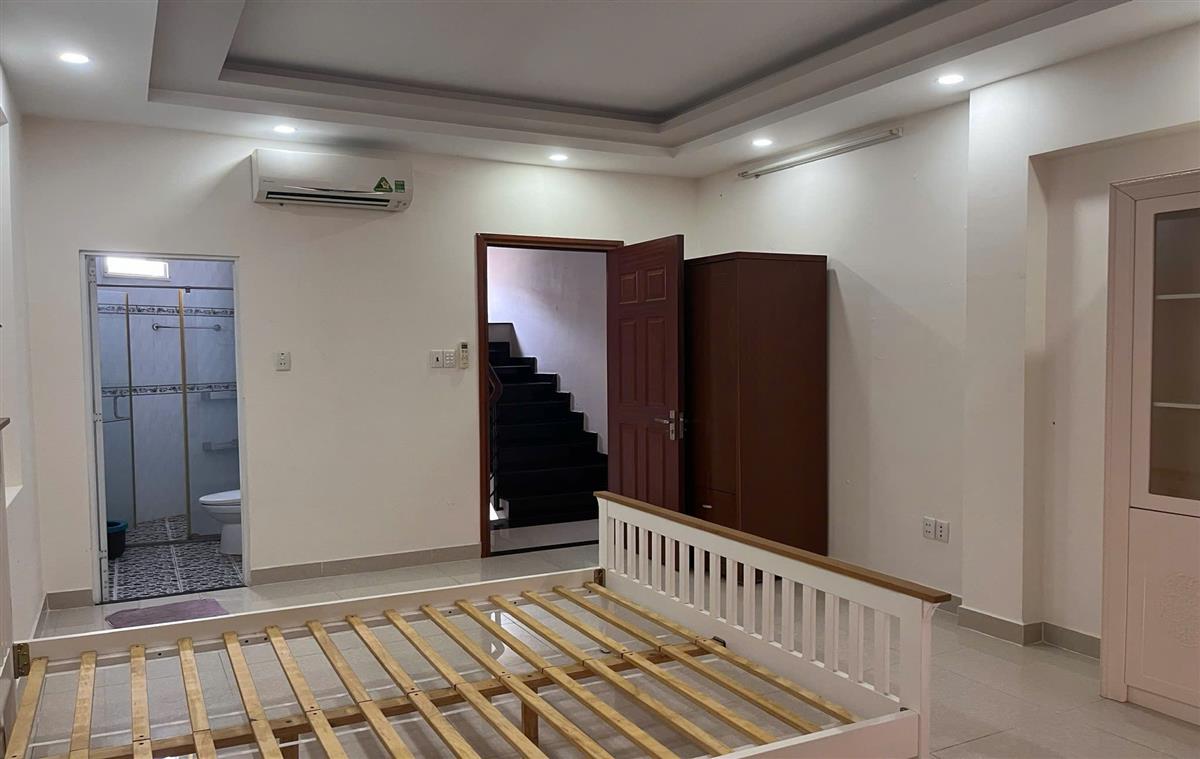 Cho thuê nhà đường Đoàn Thị Điểm quận Phú Nhuận
