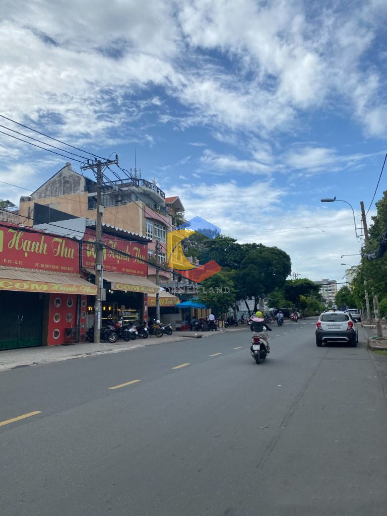 Cho thuê nhà đường Trường Sơn Quận 10