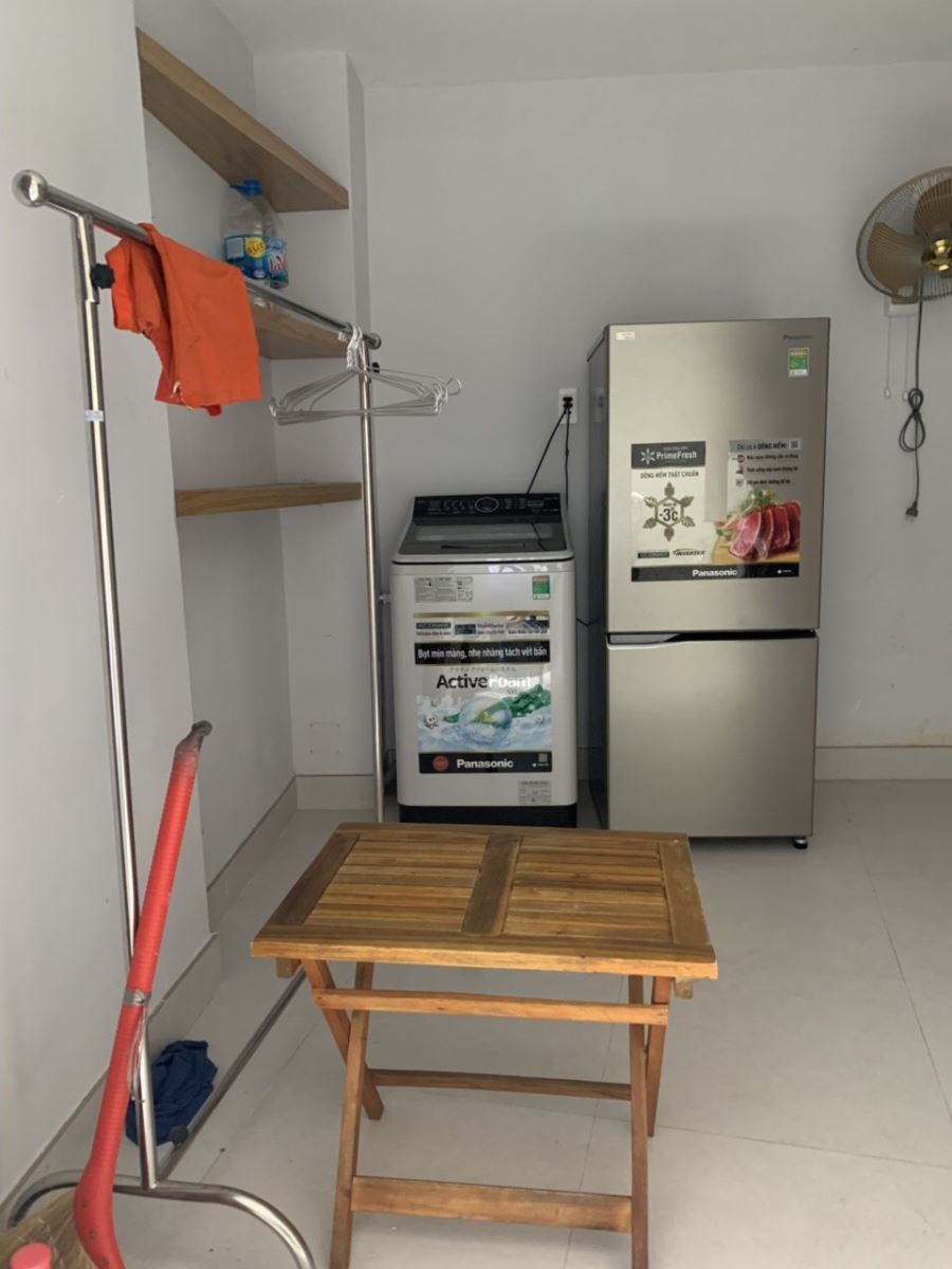 Cho thuê nhà đường Hồ Hảo Hớn Quận 1