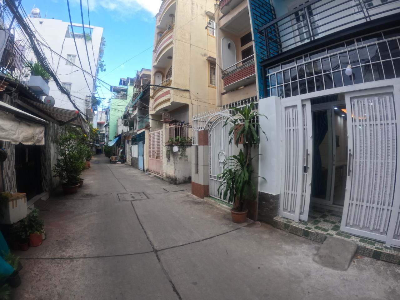 Cho thuê nhà đường Hòa Hưng, Quận 10