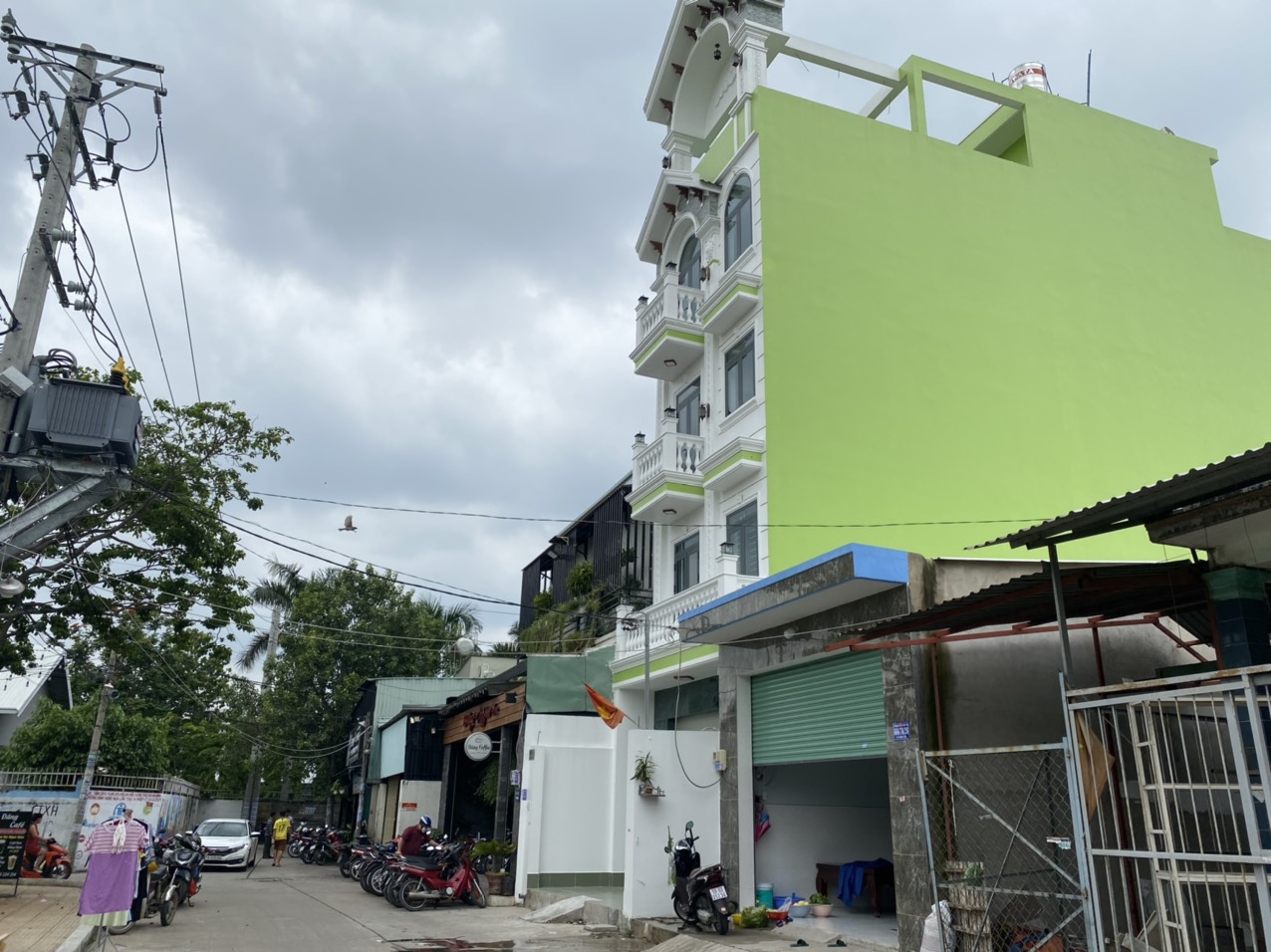 Cho thuê nhà đường Lê Trọng Tấn quận Bình Tân