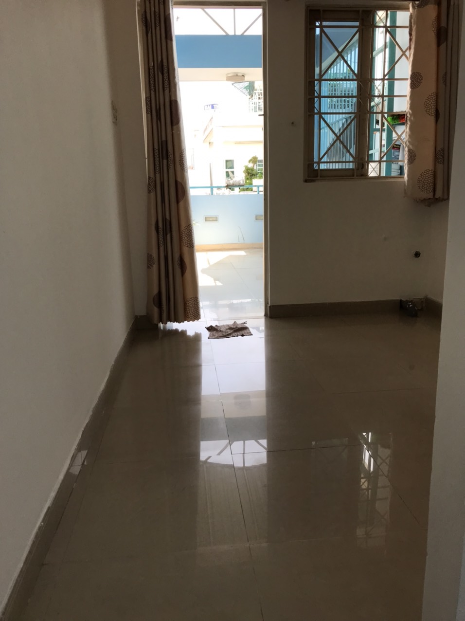 Cho thuê nhà đường Nguyễn Đình Chiểu Quận 3