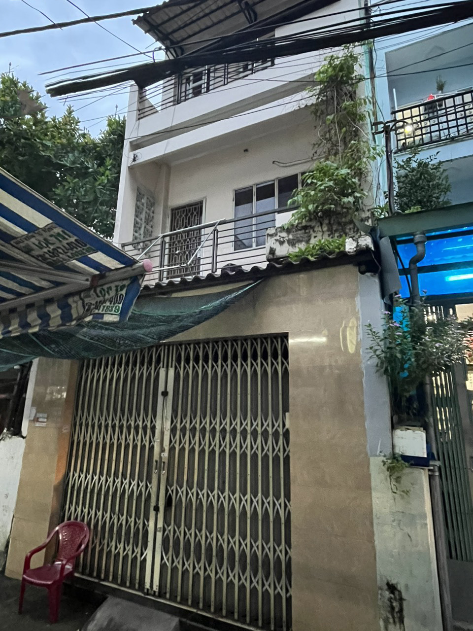 Cho thuê nhà đường Sư Vạn Hạnh, Quận 5