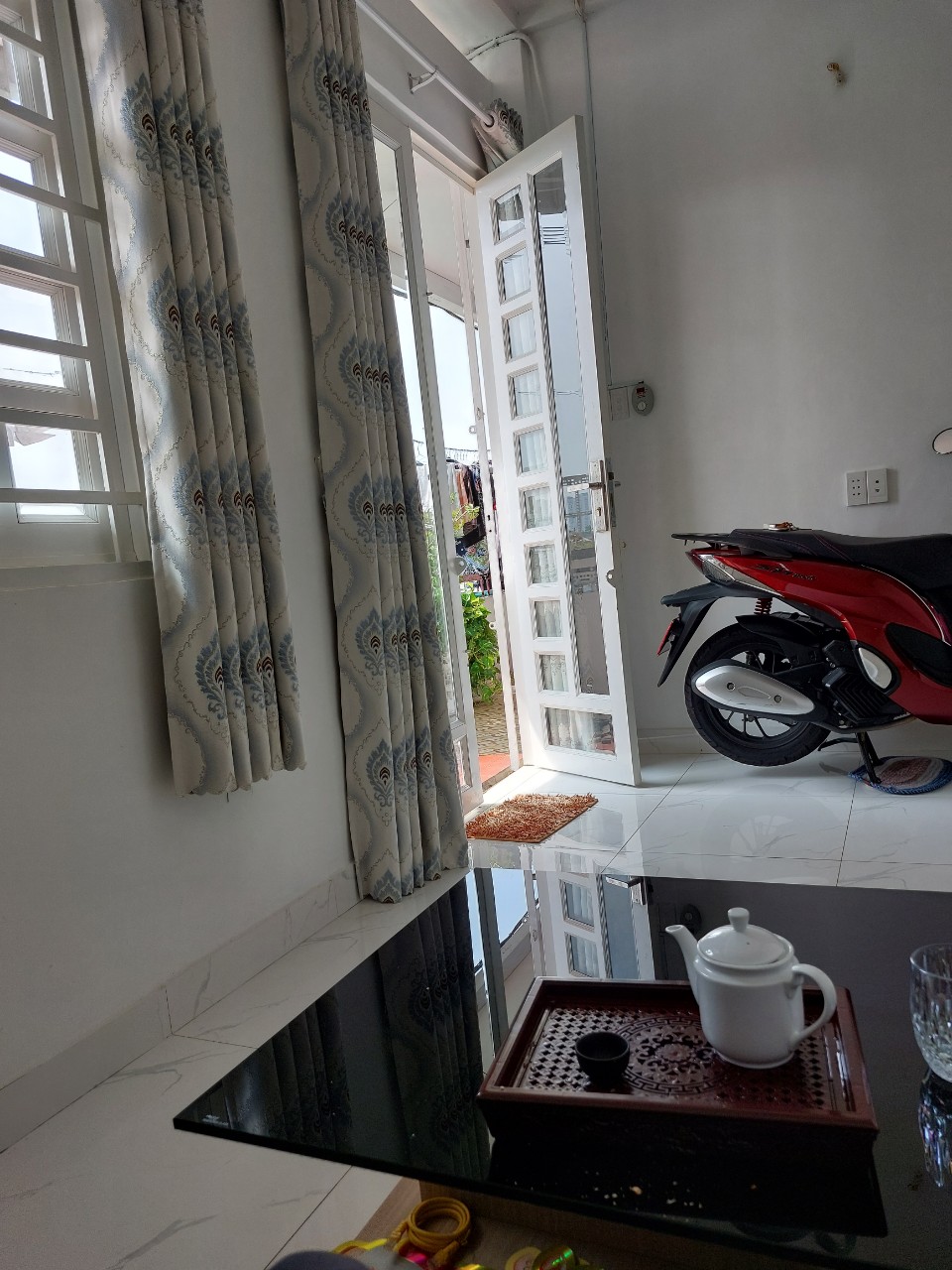 Bán căn hộ chung cư Lạc Long Quân Quận 11