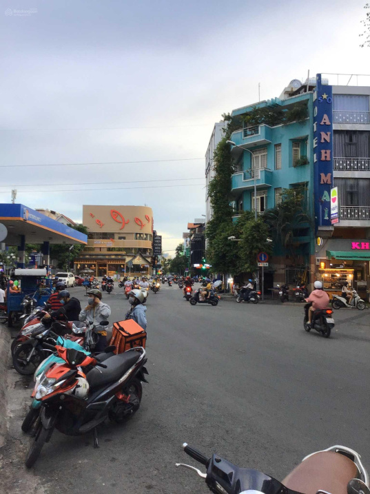 Bán căn hộ chung cư Nhiêu Tứ quận Phú Nhuận