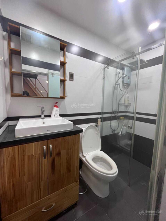 Bán căn hộ chung cư Nhiêu Tứ quận Phú Nhuận